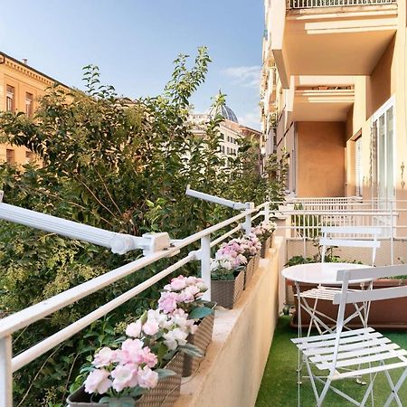 Goldie Rome Bagian luar foto