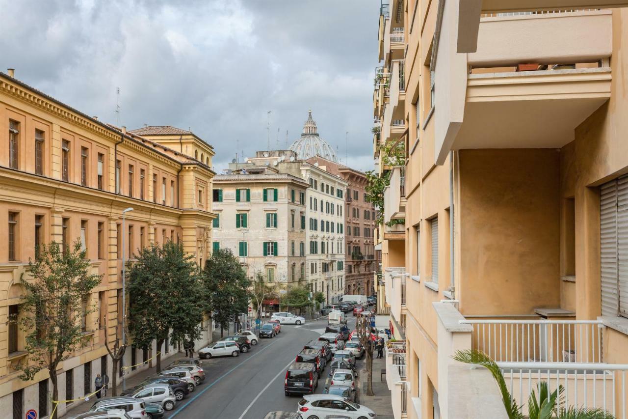 Goldie Rome Bagian luar foto